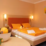 Linde Pfalz Отель Silz (Rhineland-Palatinate)