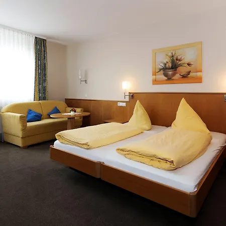 Linde Pfalz Hotel Silz (Rhineland-Palatinate)