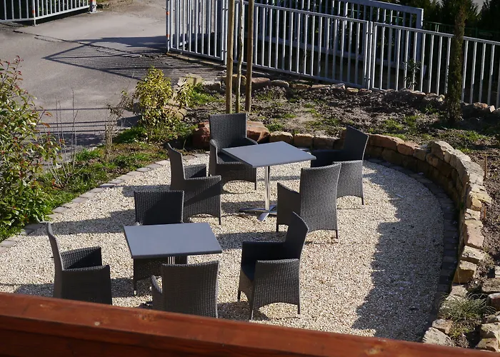 Linde Pfalz 호텔 3*