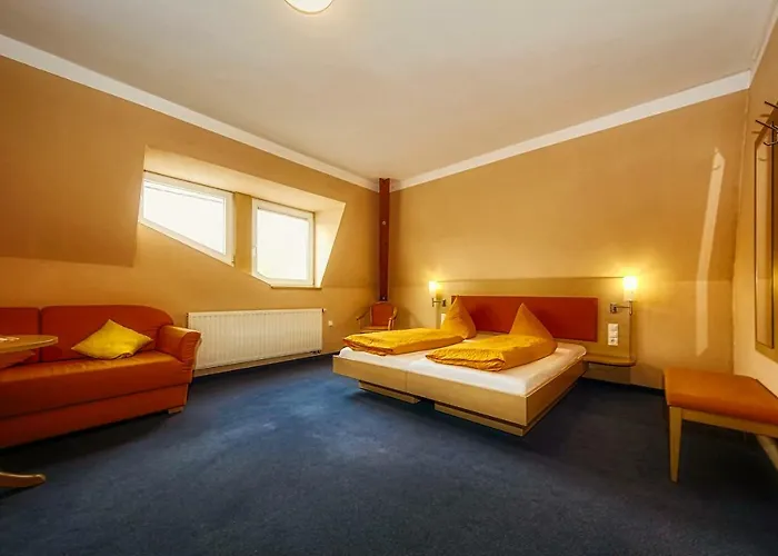 호텔 Linde Pfalz 3*